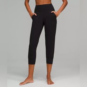 COPY - Lululemon Align High-Rise Cropped Joggers